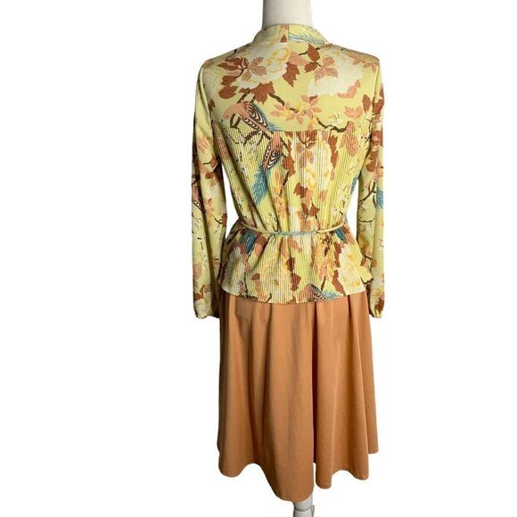 Vintage 80s Accordian Pleated Peplum Dress M Yellow Birds V Neck Tie - Picture 6 of 8